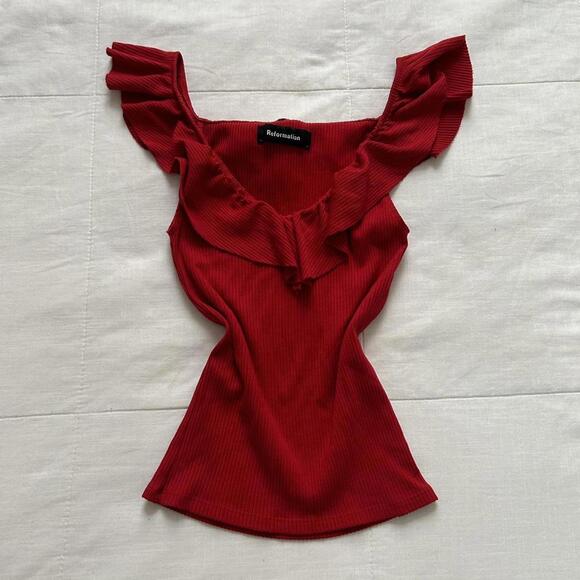 Reformation Red ruffle tank top with a flattering fit - Picture 1 of 7